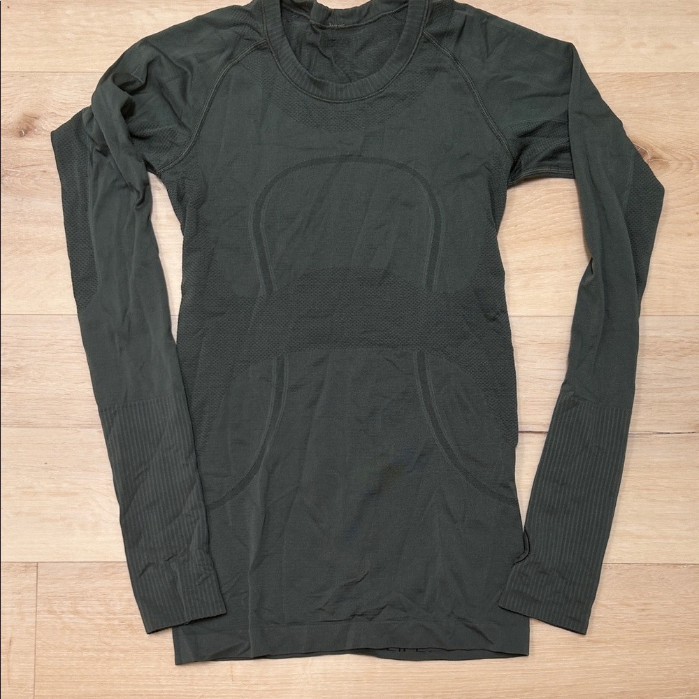 lululemon athletica Forest Green Long Sleeve Tee
